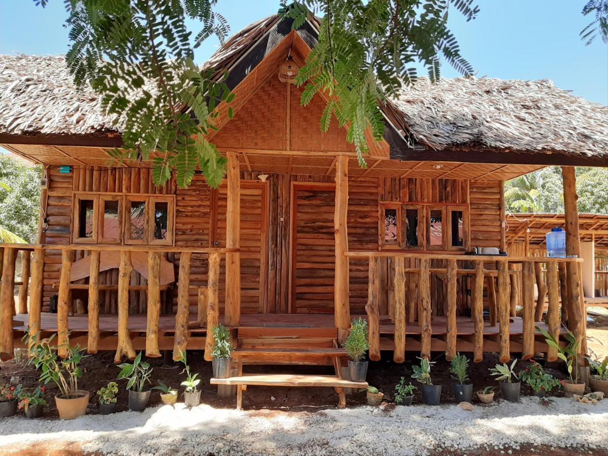 Travis Post Homestay Siquijor Exterior foto